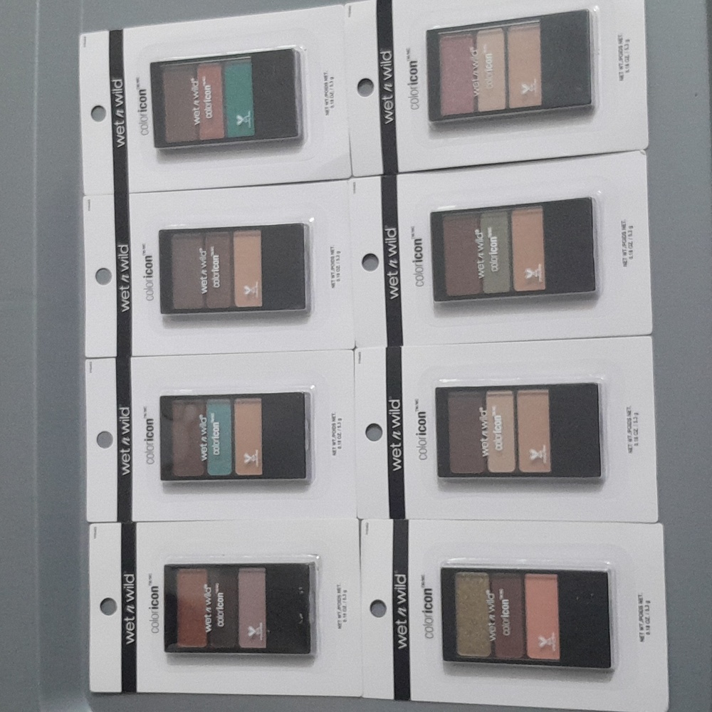 Wet n wild color icon eyeshadow palette ×8